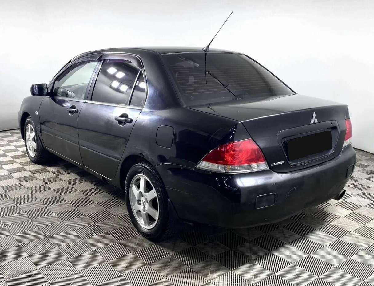 Mitsubishi Lancer
