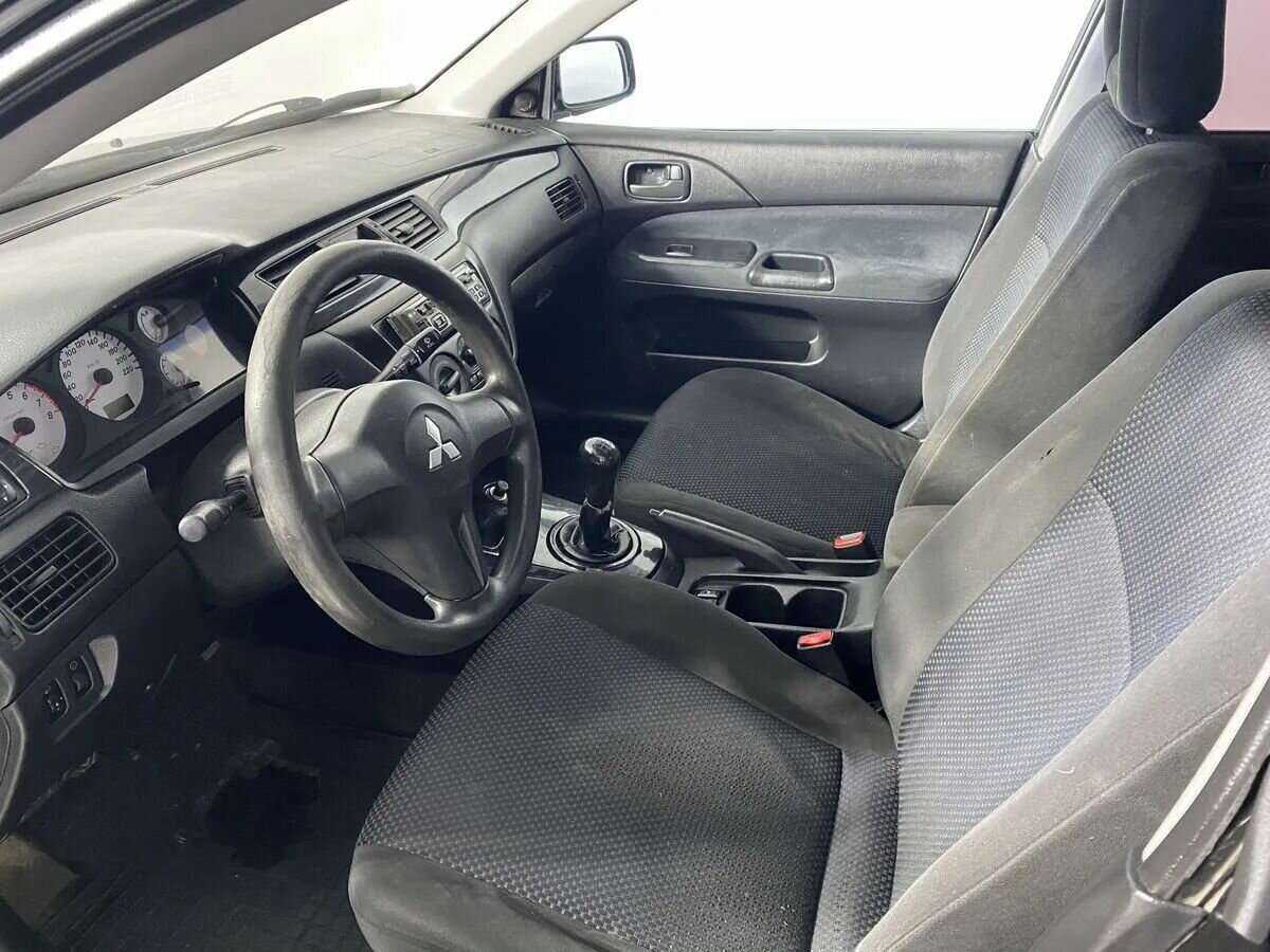 Mitsubishi Lancer