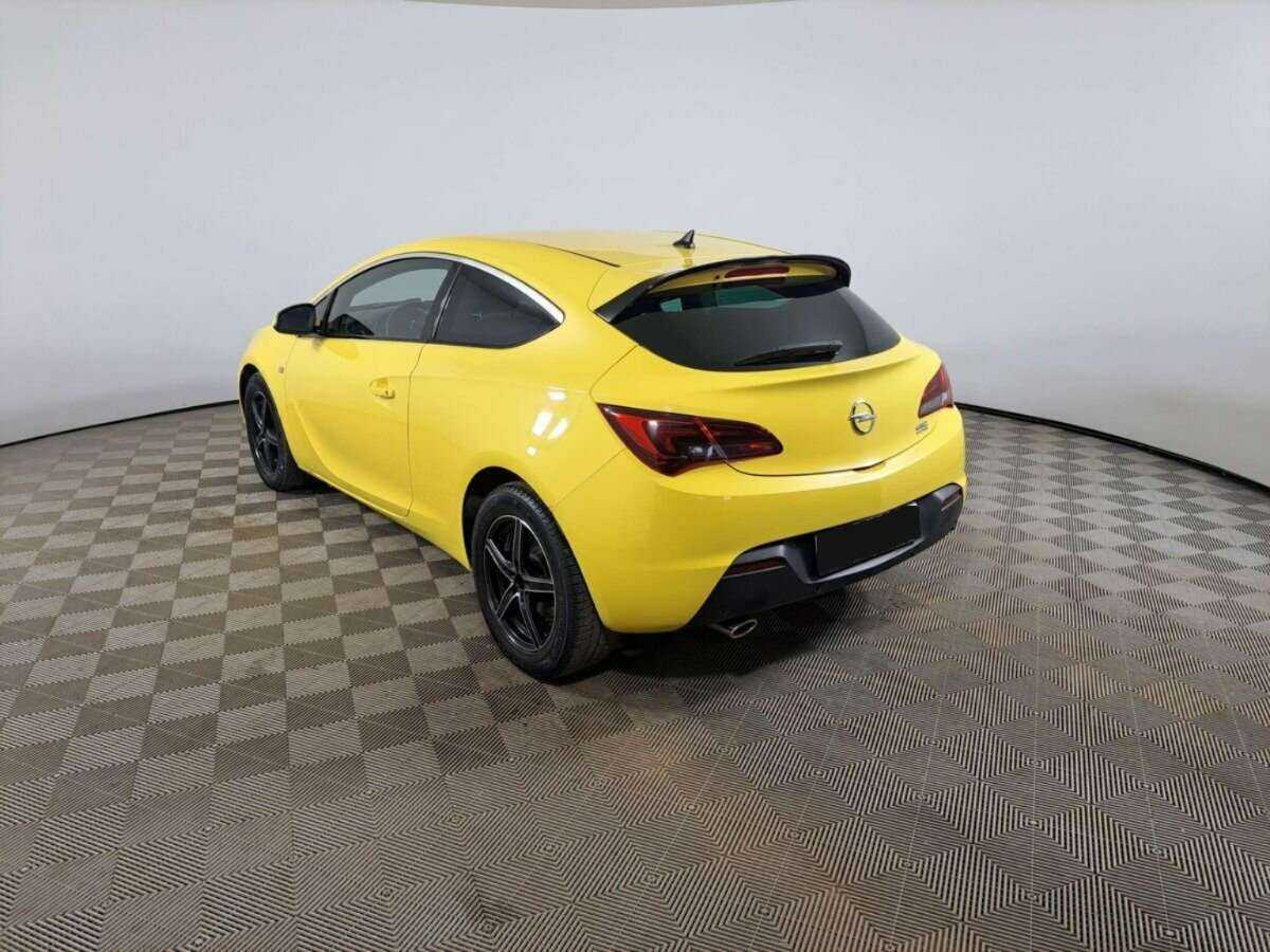 Opel Astra 2013