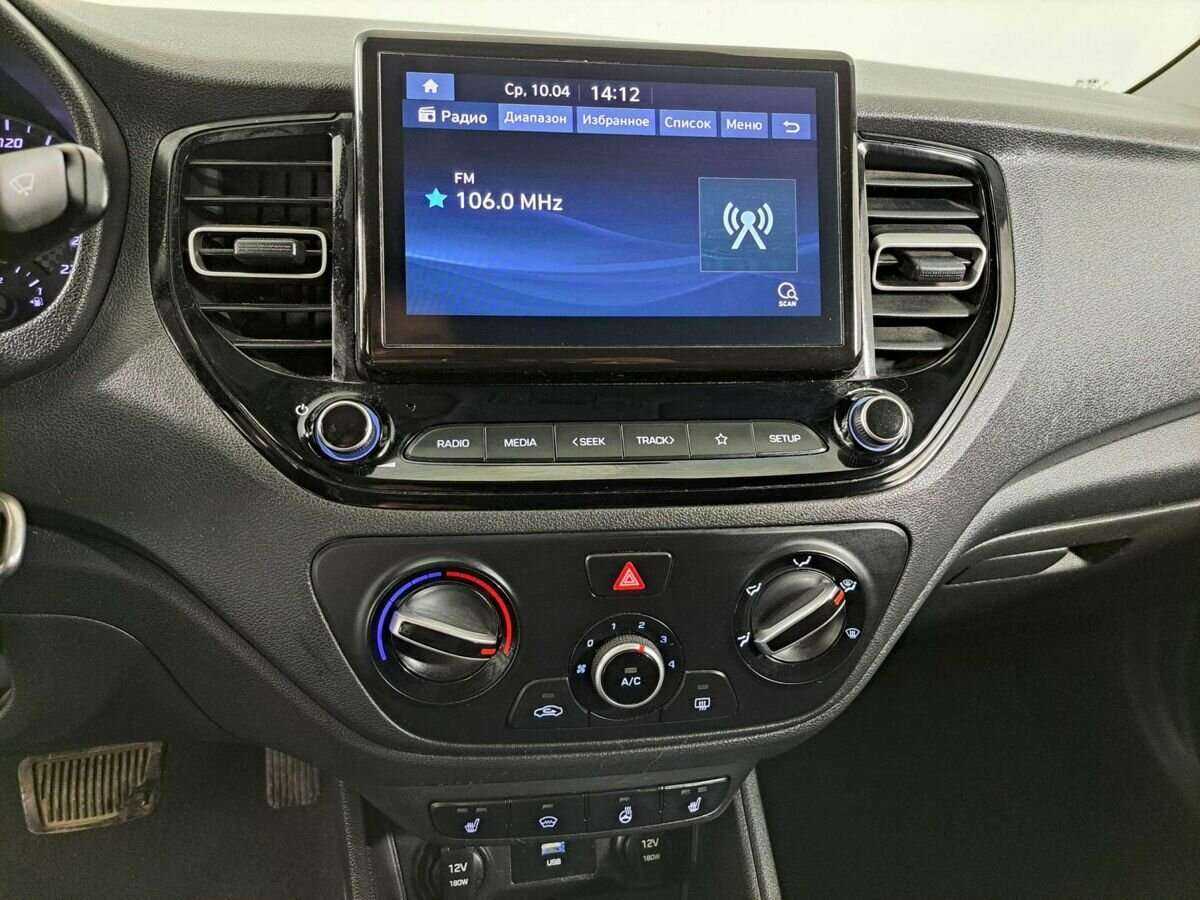 Hyundai Solaris 2021