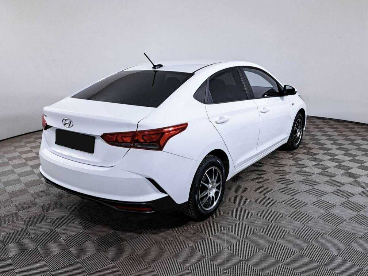 Hyundai Solaris 2021