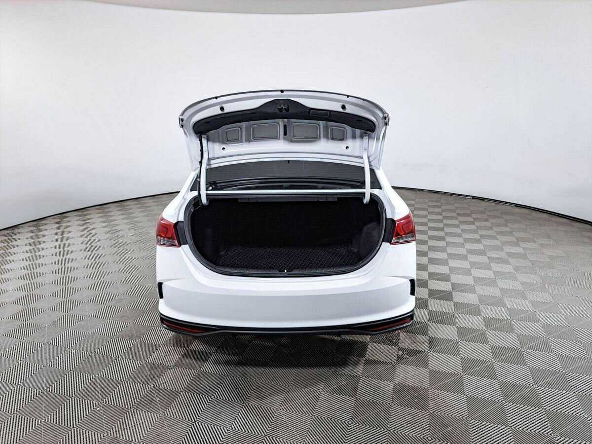 Hyundai Solaris 2021