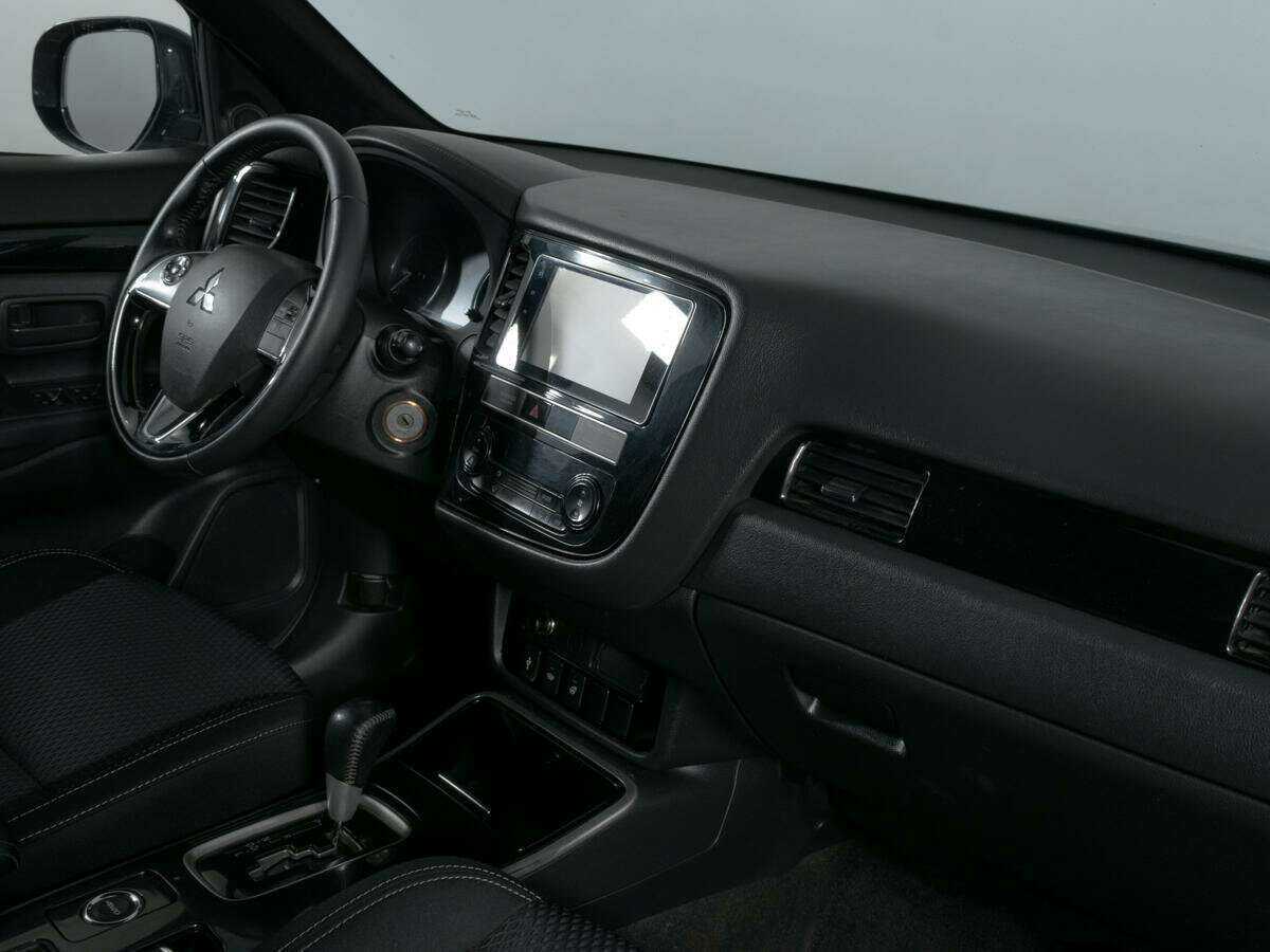Mitsubishi Outlander 2018