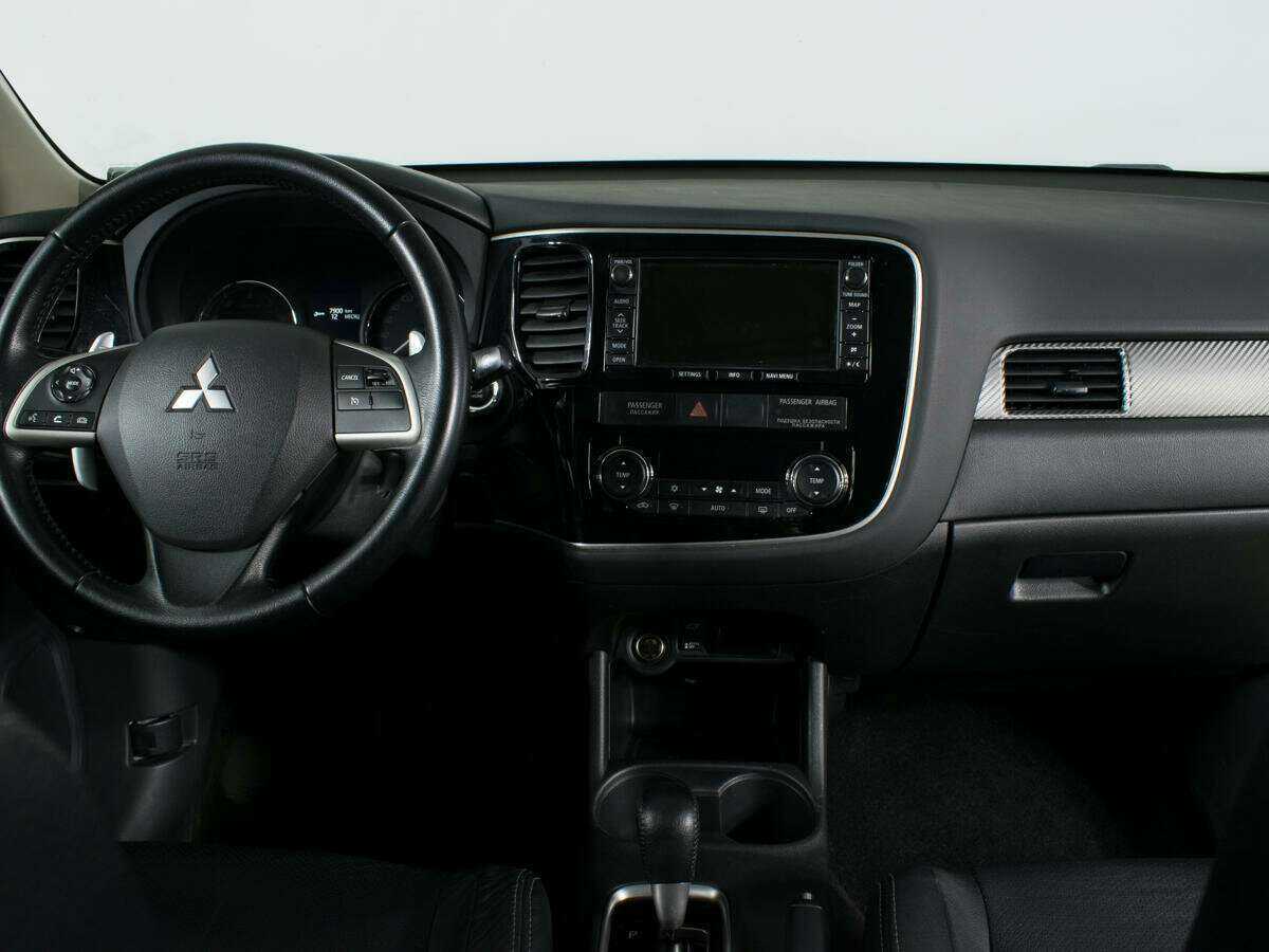 Mitsubishi Outlander 2013