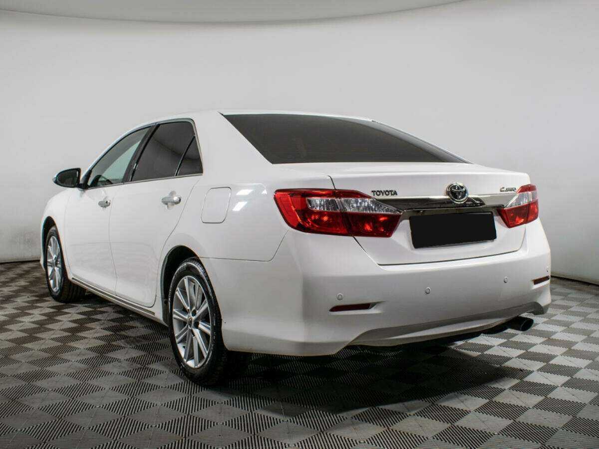 Toyota Camry 2014