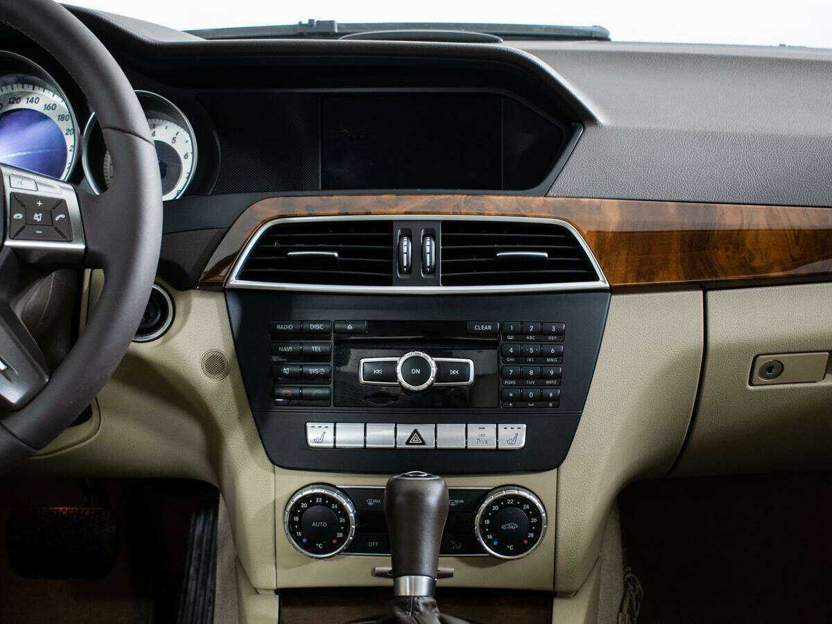 Mercedes-Benz C-Класс 2011