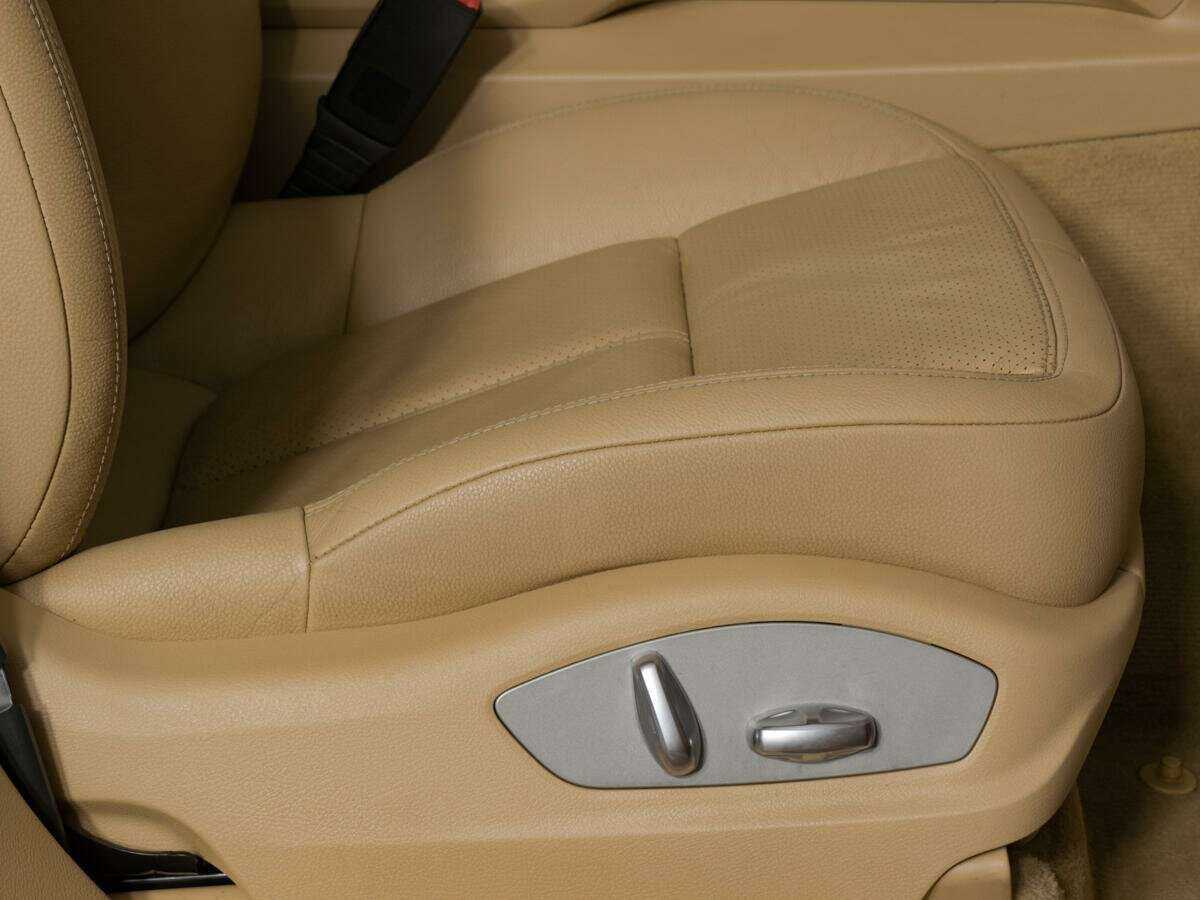 Porsche Cayenne 2012