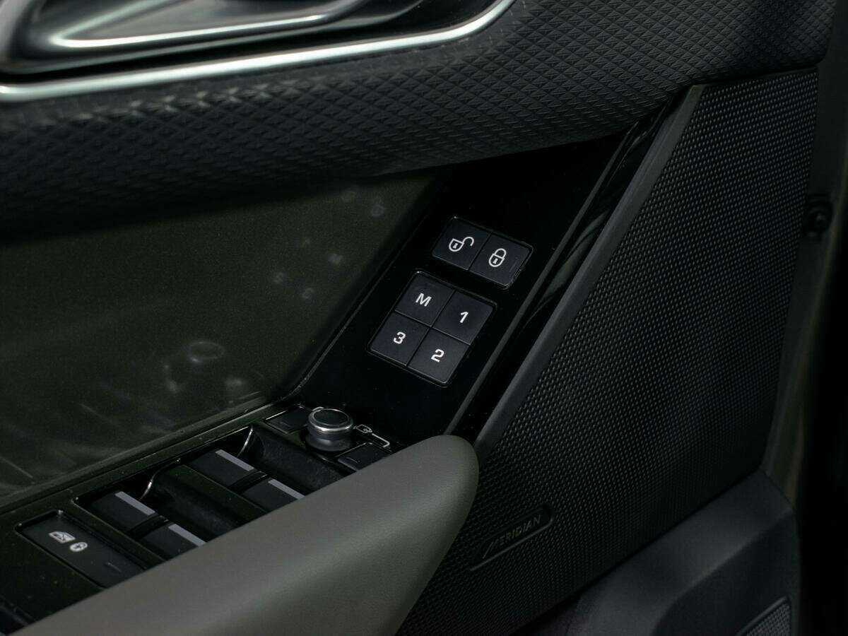 Land Rover Range Rover Velar 2018