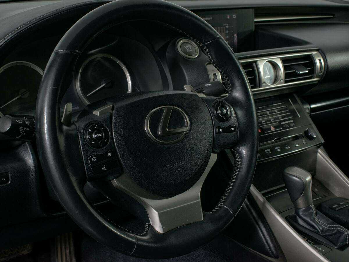 Lexus IS 2014