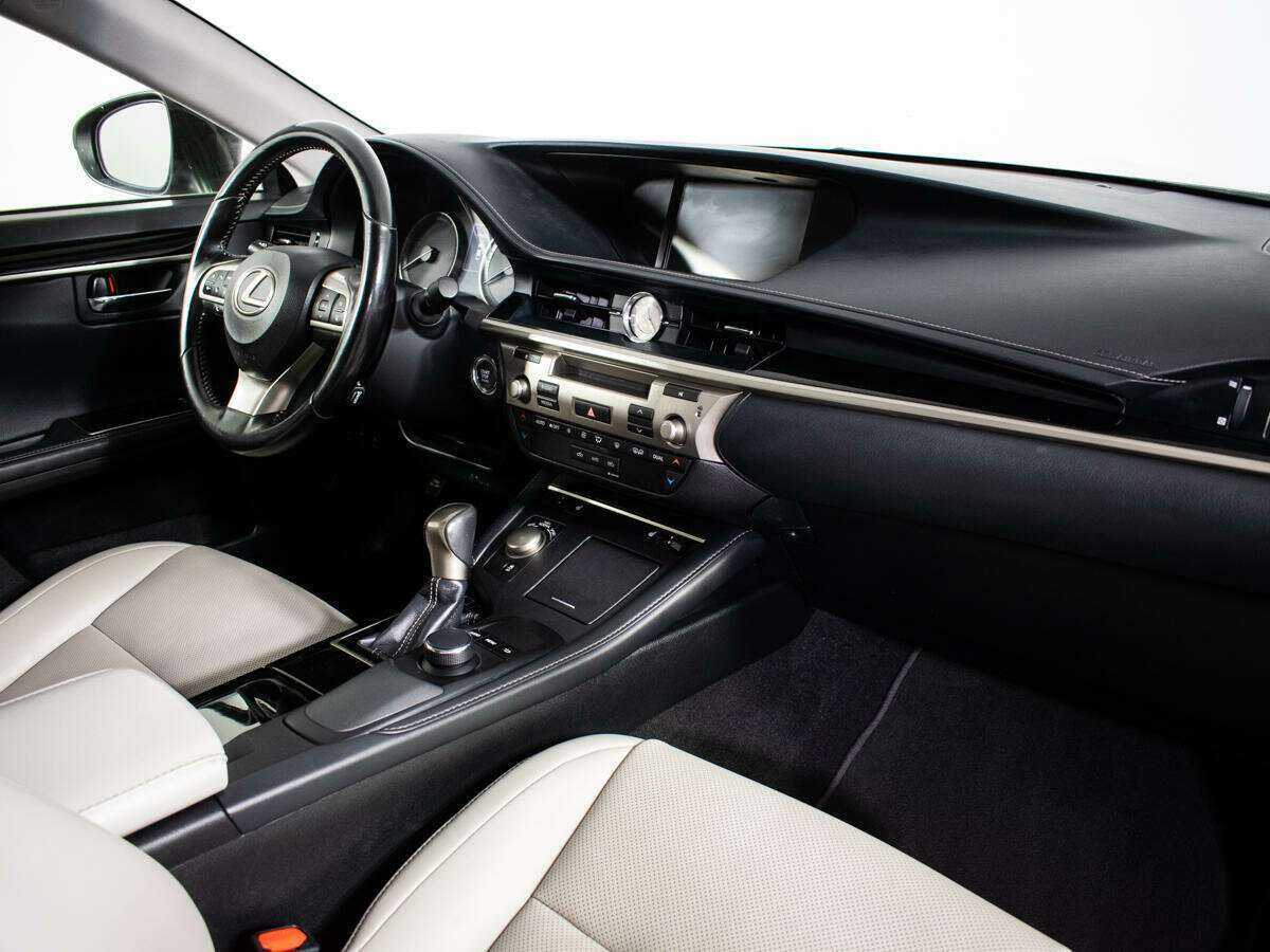 Lexus ES 2017