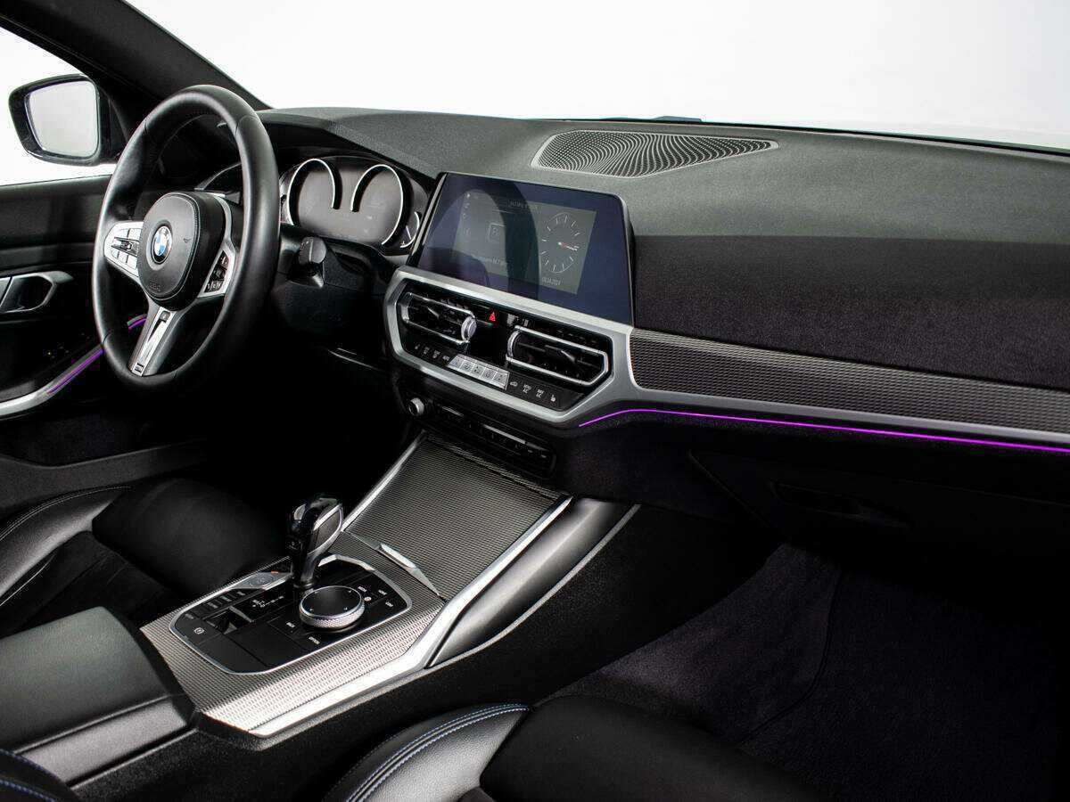 BMW 3 серии 2020