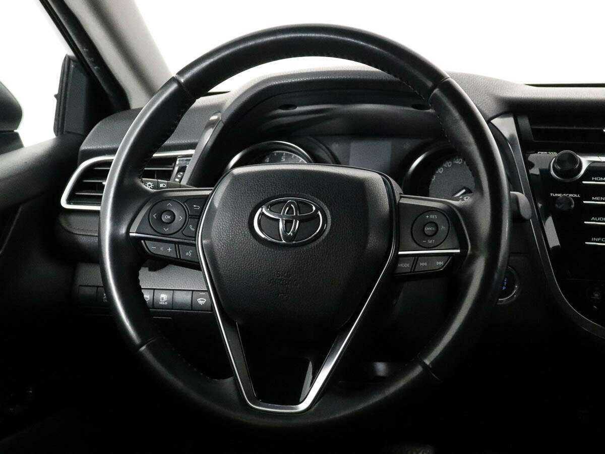 Toyota Camry 2020