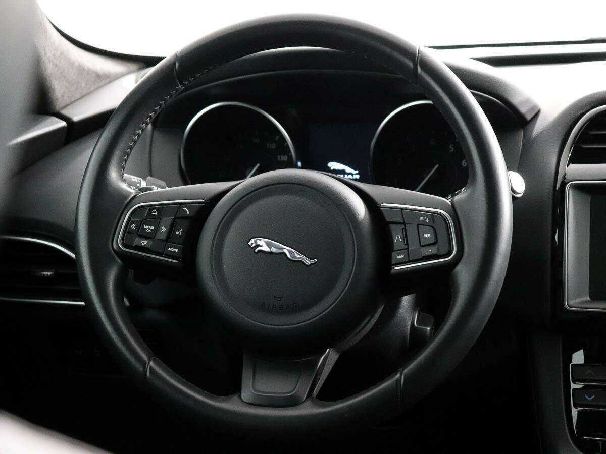 Jaguar F-Pace 2020