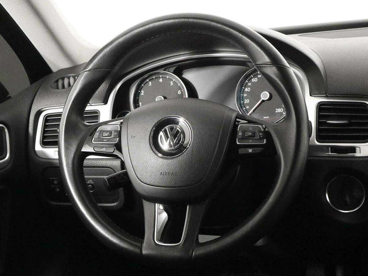 Volkswagen Touareg 2012
