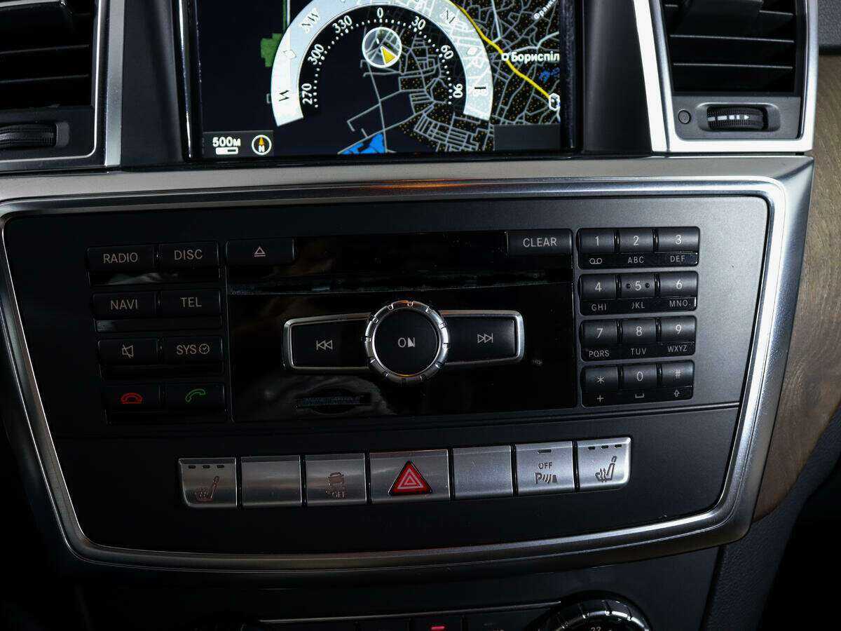 Mercedes-Benz M-Класс 2012
