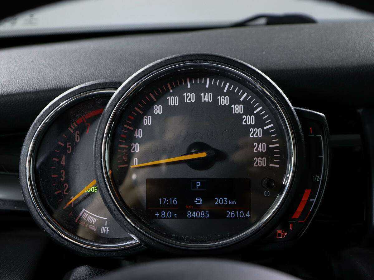 Mini Hatch 2021