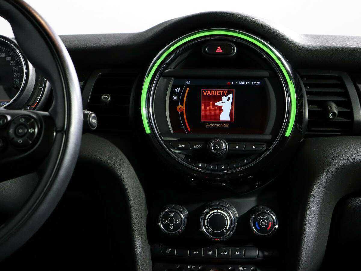 Mini Hatch 2021
