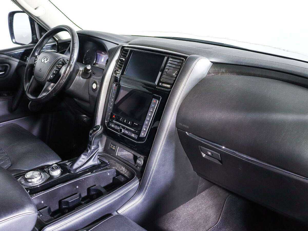 Infiniti QX80 2020