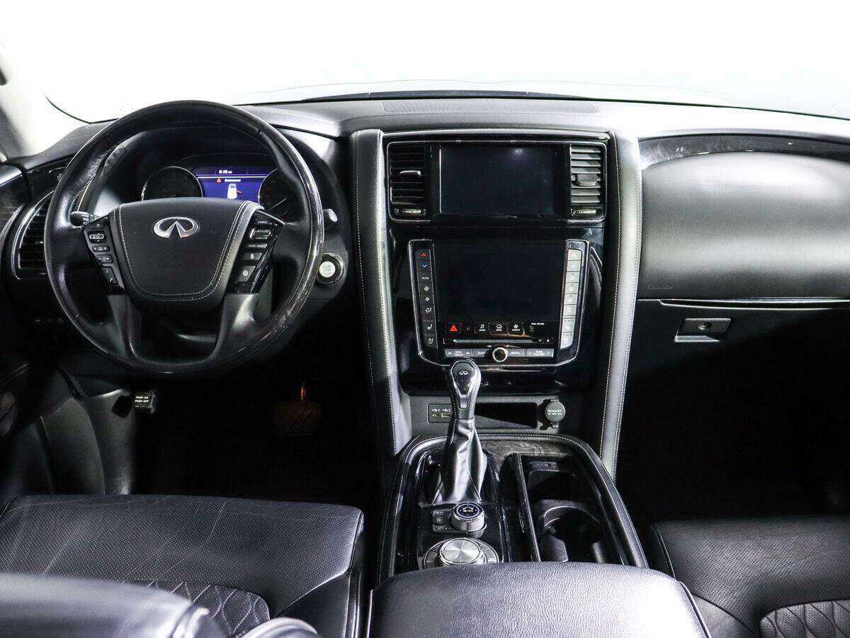 Infiniti QX80 2020
