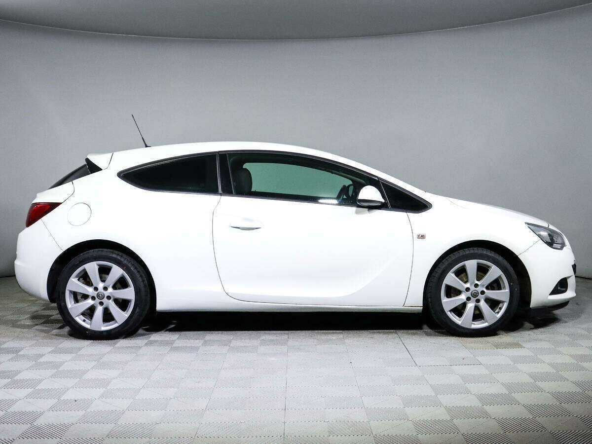 Opel Astra 2013