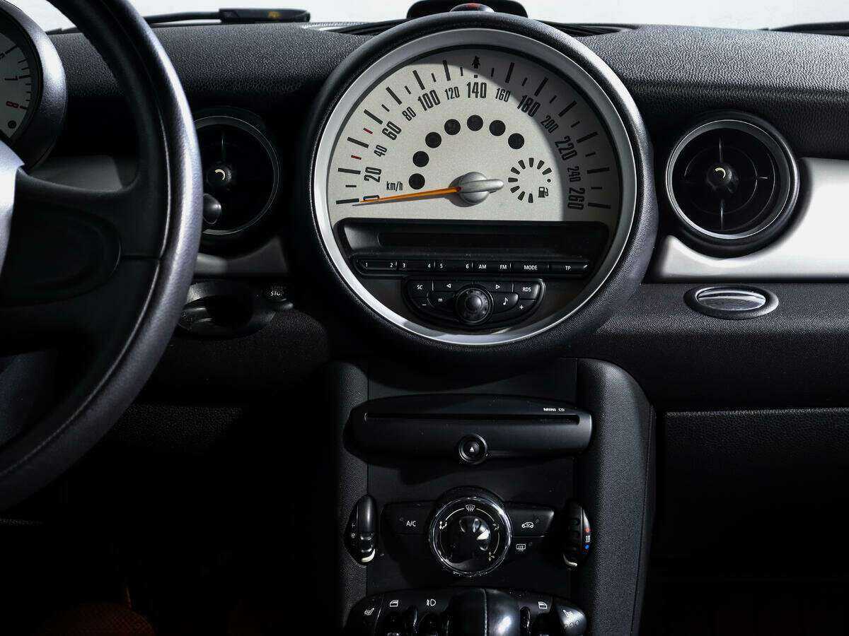 Mini Hatch 2012