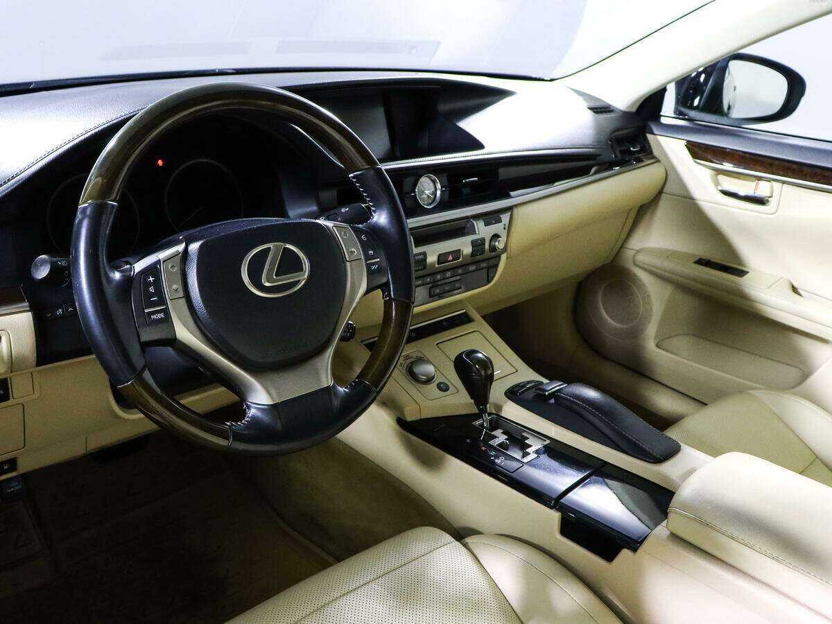 Lexus ES 2013