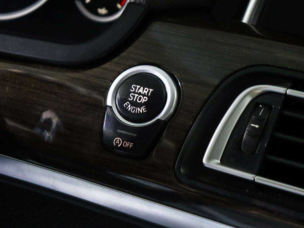 BMW 7 серии 2013