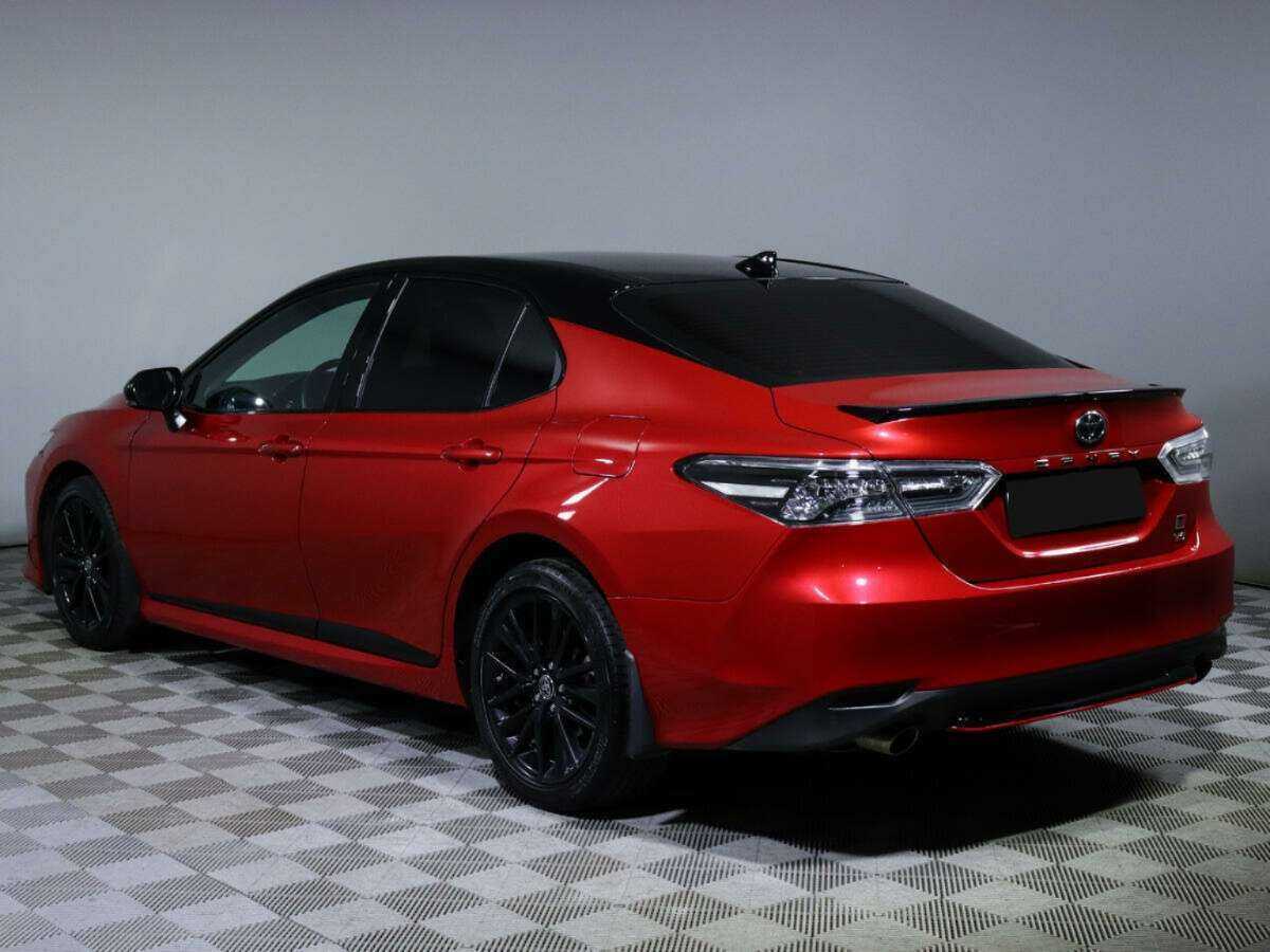 Toyota Camry 2021