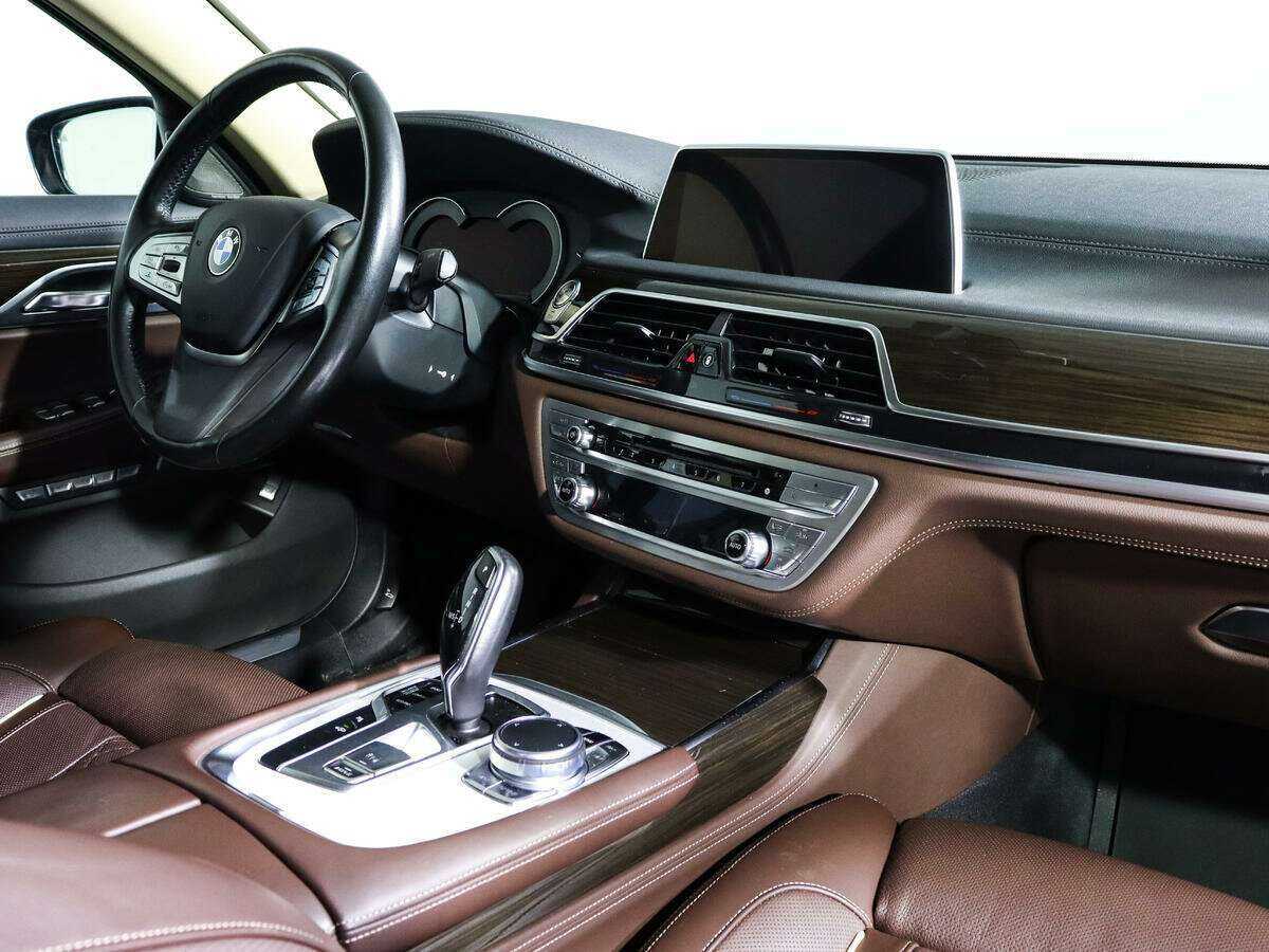 BMW 7 серии