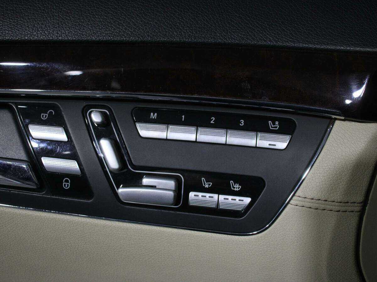 Mercedes-Benz S-Класс 2011