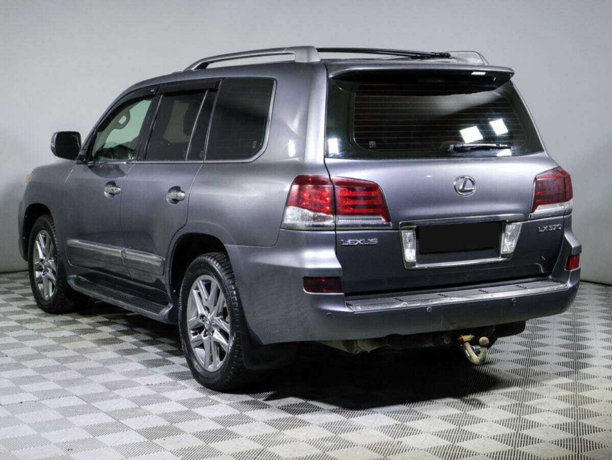 Lexus LX