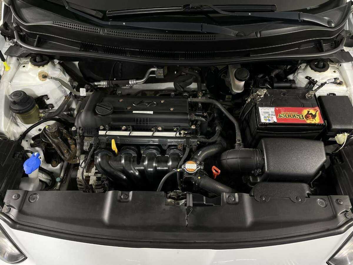 Hyundai Solaris 2012