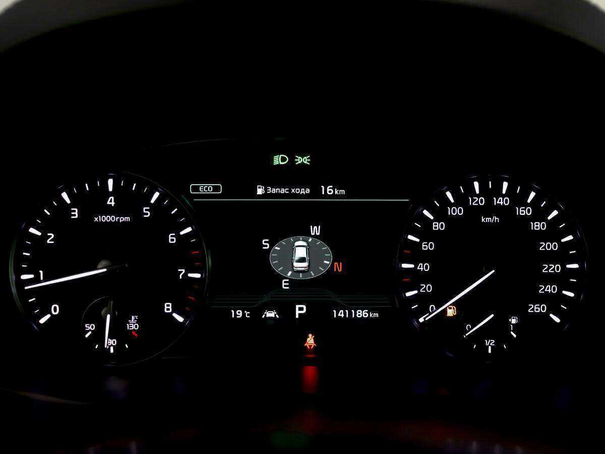 Kia K900 2019