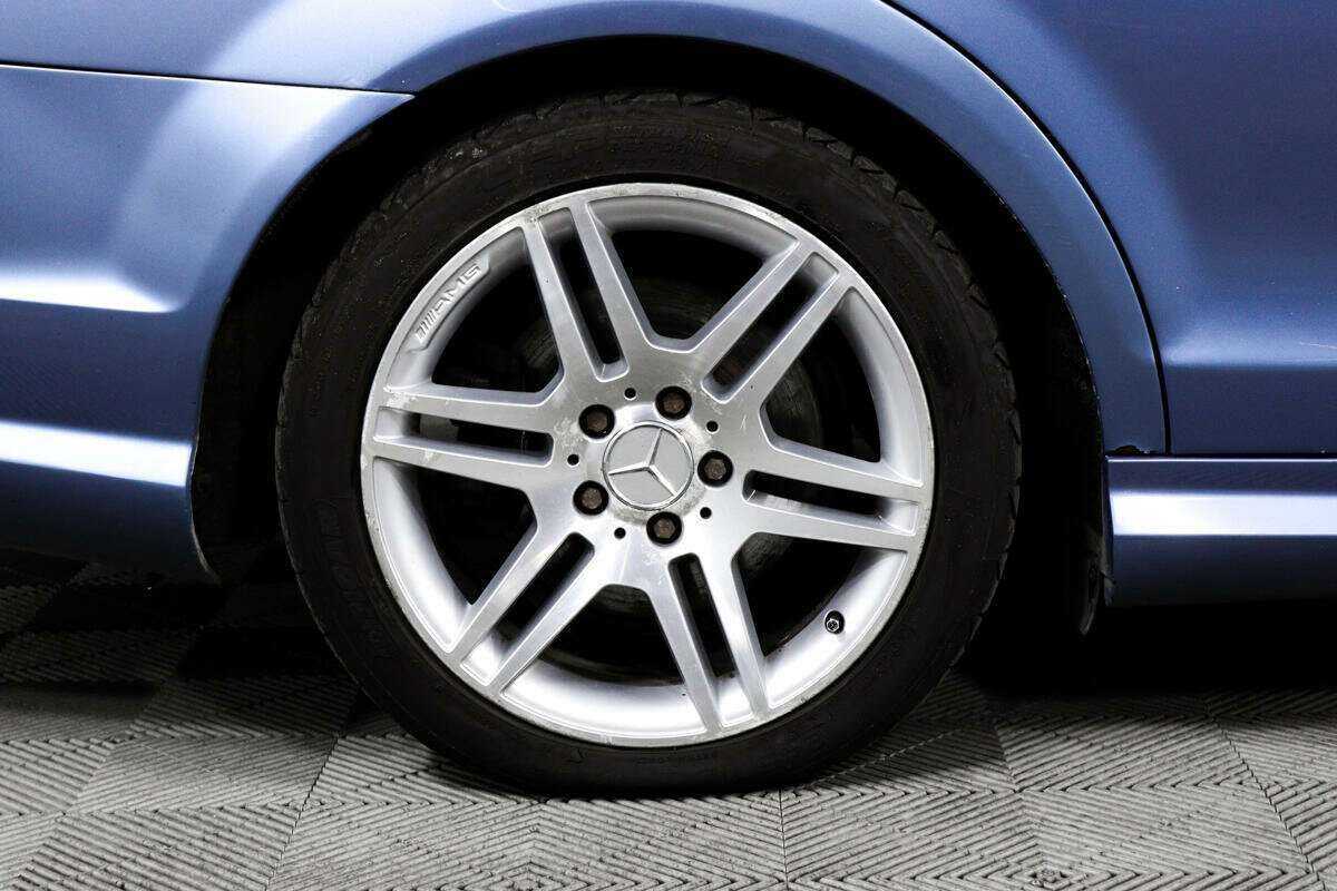 Mercedes-Benz C-Класс 2011