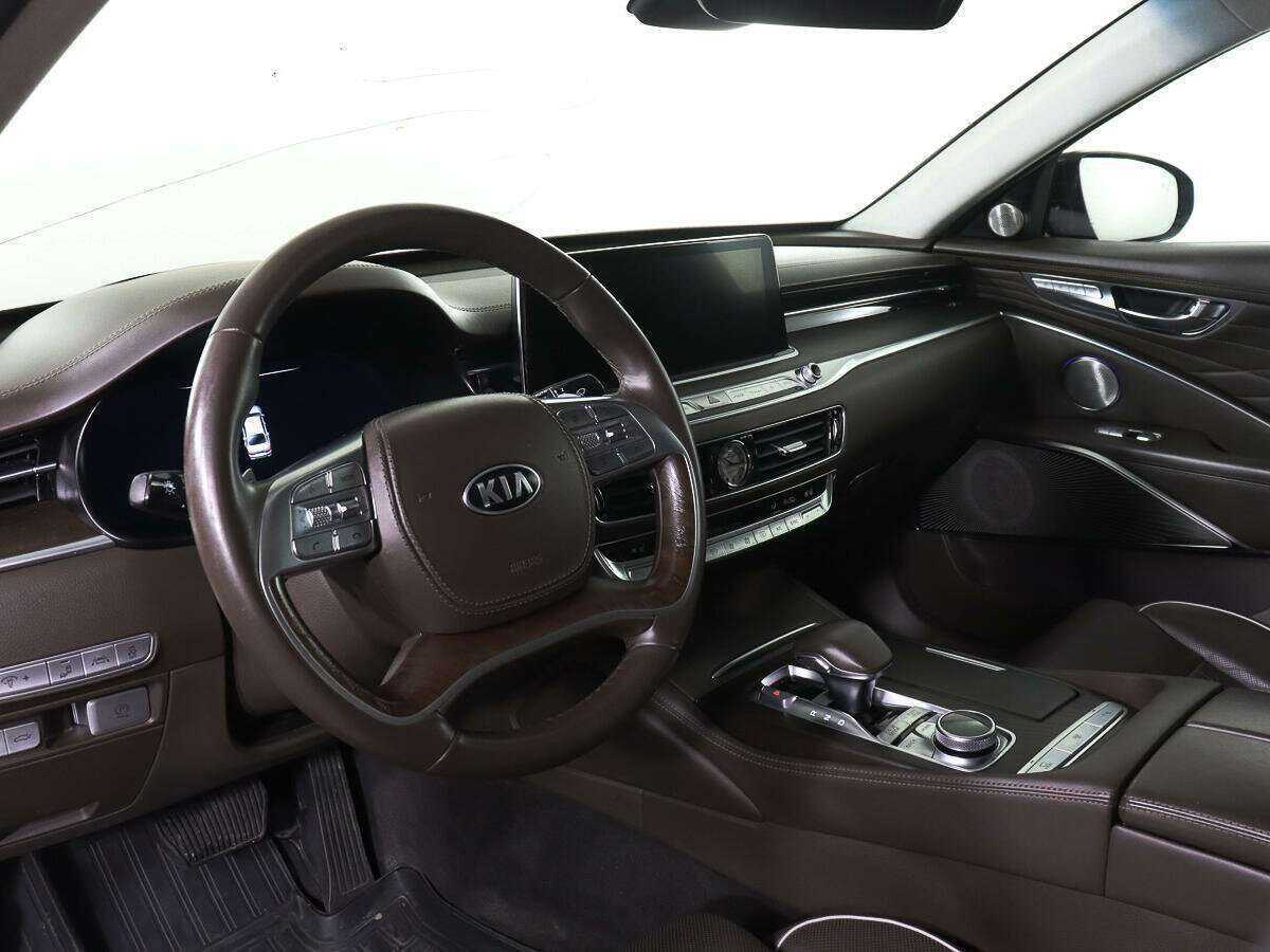 Kia K900 2019
