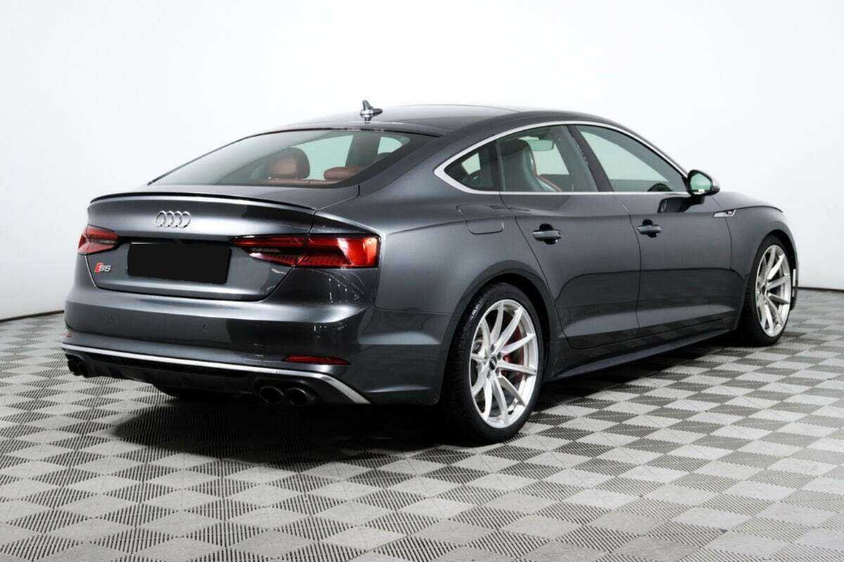 Audi S5
