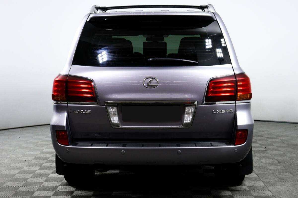 Lexus LX