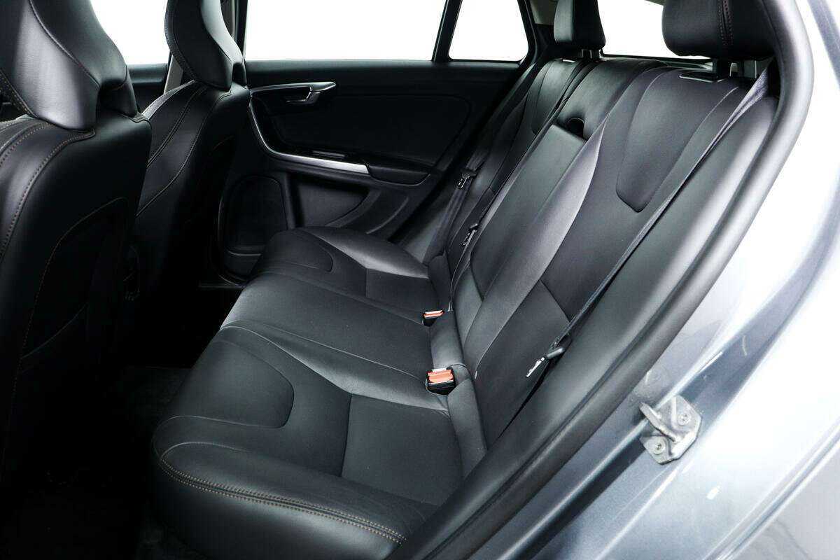 Volvo V60 Cross Country 2018