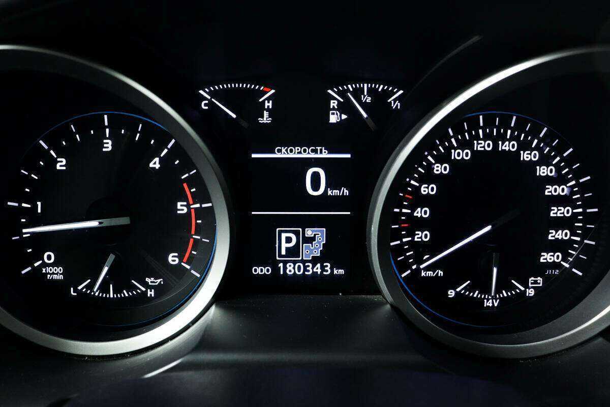 Toyota Land Cruiser 2012