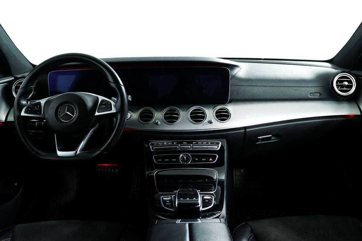Mercedes-Benz E-Класс 2017