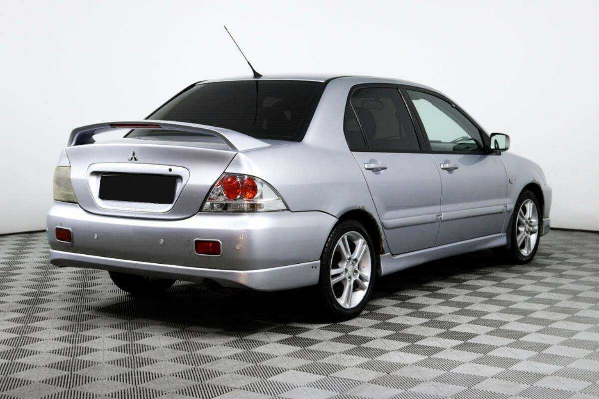 Mitsubishi Lancer
