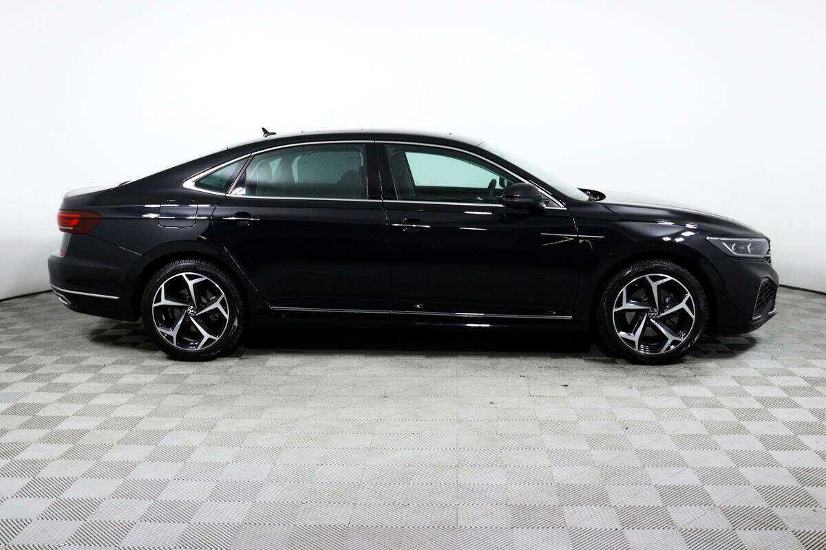 Volkswagen Passat (North America and China)