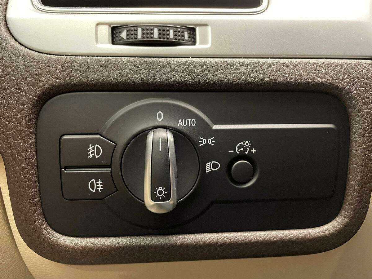 Volkswagen Touareg 2015