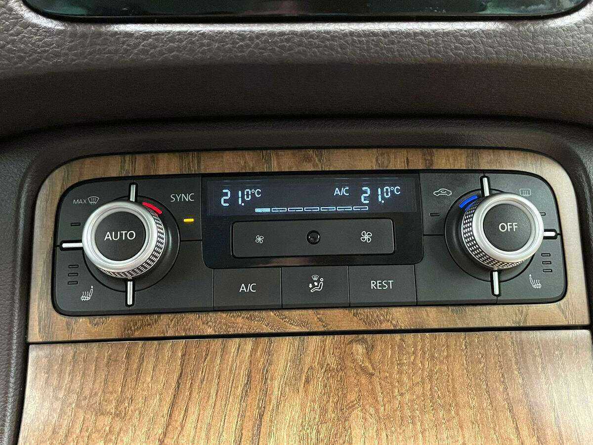 Volkswagen Touareg 2015