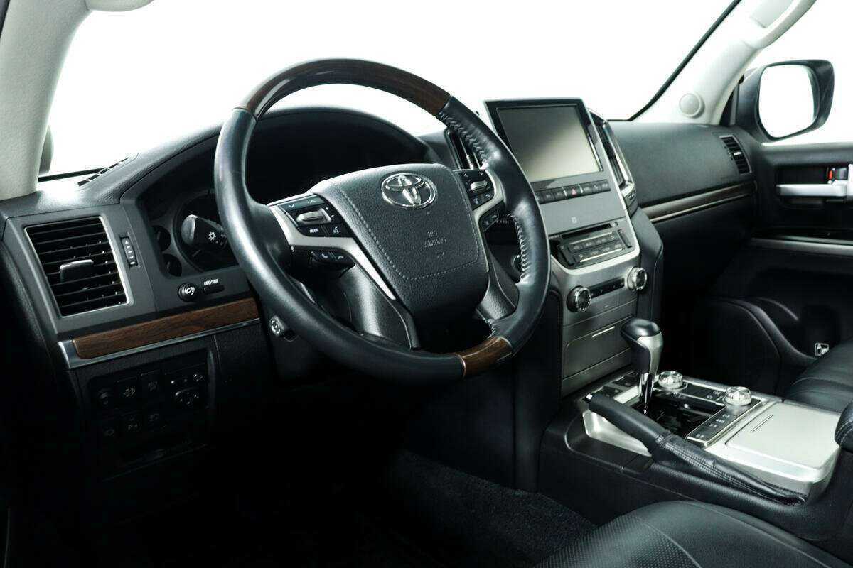 Toyota Land Cruiser 2016