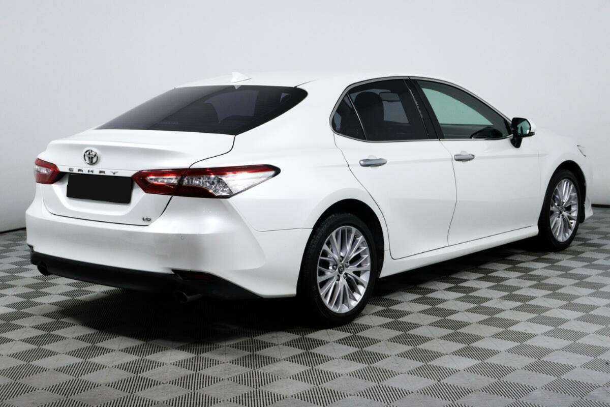Toyota Camry 2019