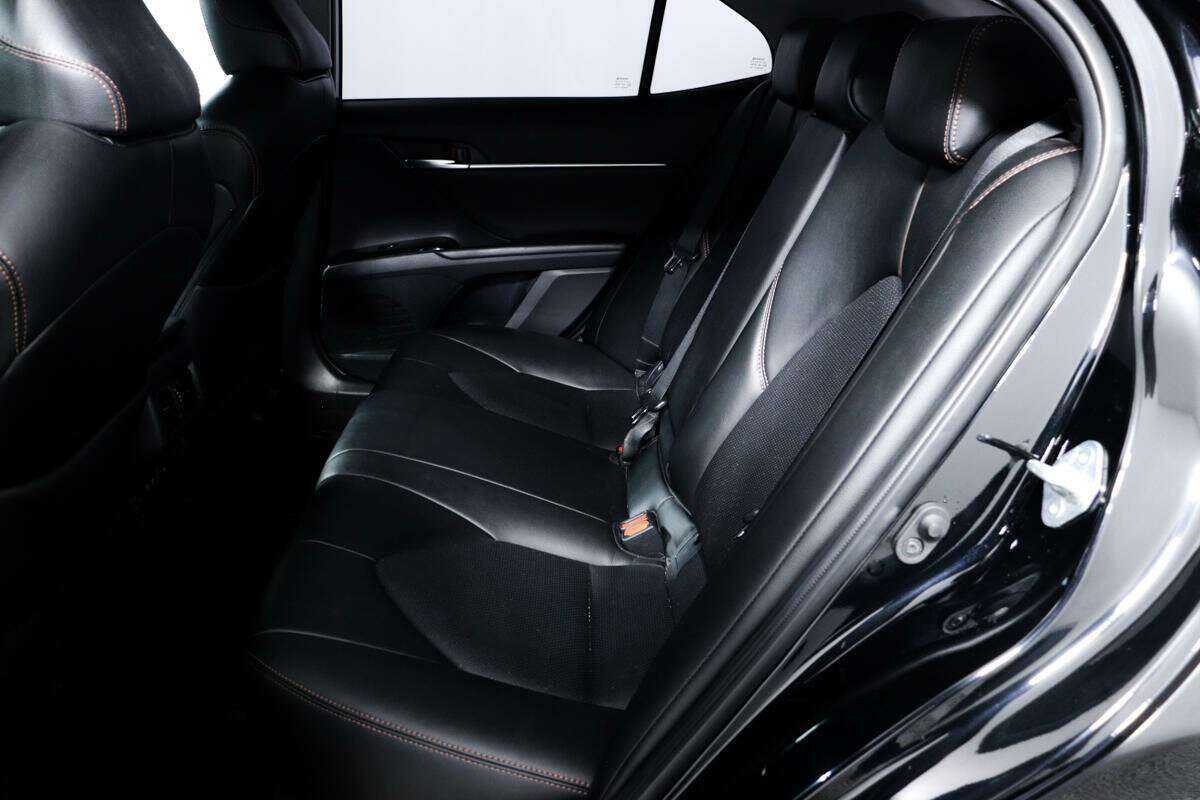 Toyota Camry 2019