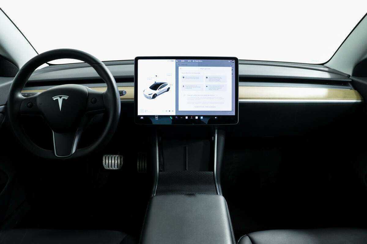 Tesla Model 3 2019