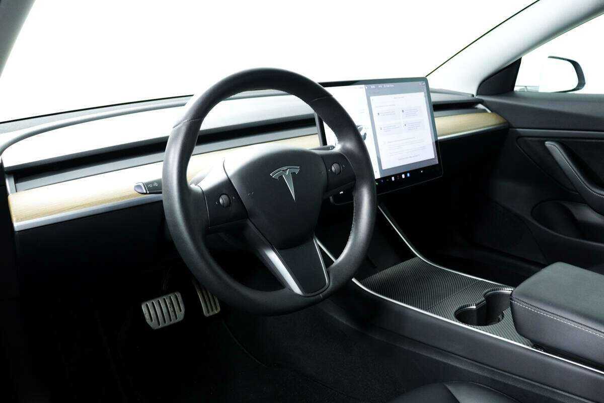 Tesla Model 3 2019