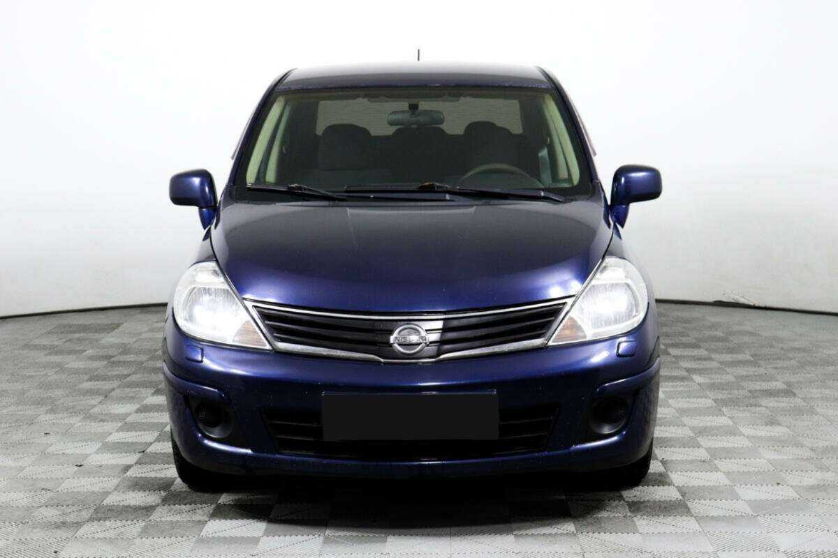 Nissan Tiida 2010